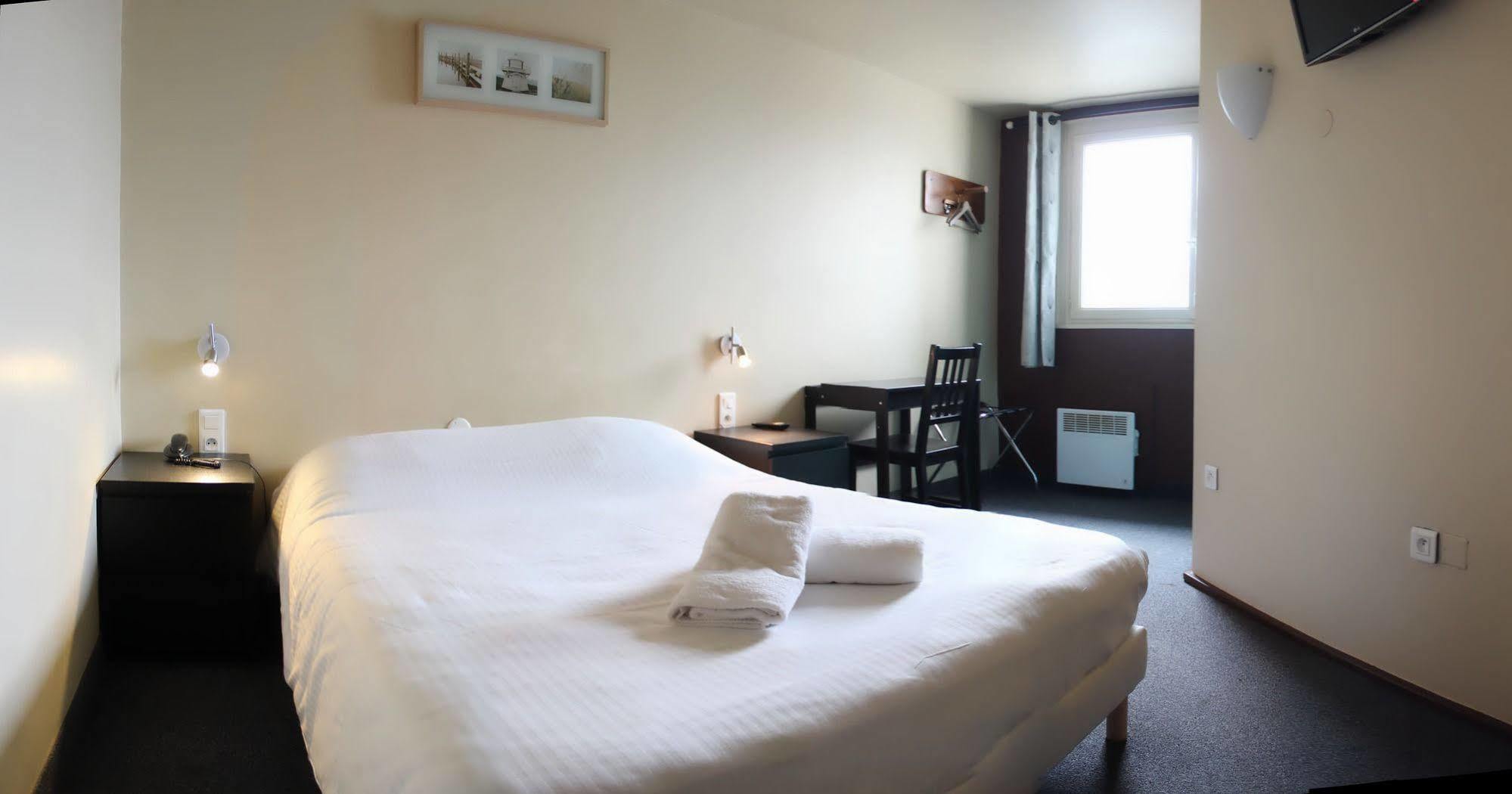 Wink Hotel Juvisy Exteriér fotografie